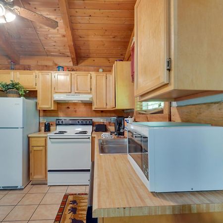 Gatlinburg Cabin With Hot Tub About 6 Mi To Downtown! 외부 사진