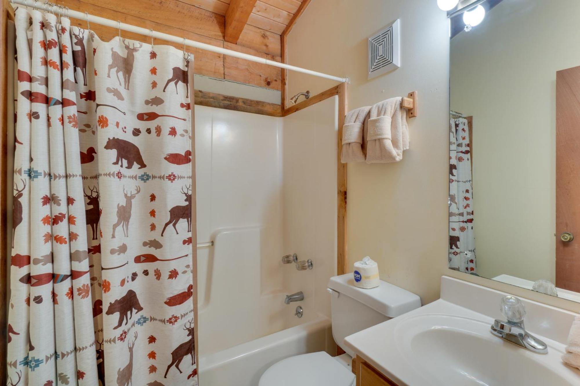 Gatlinburg Cabin With Hot Tub About 6 Mi To Downtown! 외부 사진